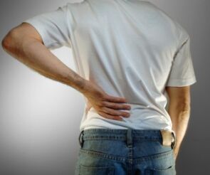 Lower back pain is a symptom of osteochondrosis
